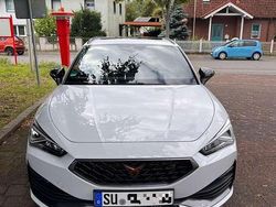 Weiß Gebraucht 2022 Cupra Leon VZ Kombi | 41.949 €
