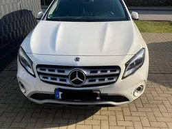 Weiß Gebraucht 2019 Mercedes GLA200 SUV | 20.500 € (Guter Preis)