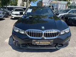 Schwarz Gebraucht 2021 BMW 330e Luxury Line Kombi | 19.950 € (Fairer Preis)