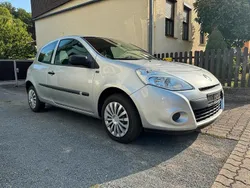 Silber Gebraucht 2012 Renault Clio III Kleinwagen | 3.700 € (Fairer Preis)