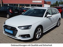 Weiß Gebraucht 2023 Audi A4 Advanced Kombi | 30.900 € (Guter Preis)