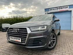 Grau Gebraucht 2016 Audi Q7 Ambiente SUV | 37.990 € (Fairer Preis)