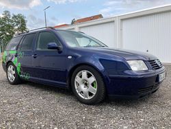 Blau Gebraucht 1999 VW Bora Kombi | 500 € (Superpreis)