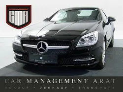 Obsidianschwarz metalliclack (metallic) Gebraucht 2015 Mercedes SLK250 Cabrio | 19.995 € (Fairer Preis)