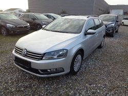 Silber Gebraucht 2011 VW Passat Comfortline Kombi | 4.900 € (Superpreis)