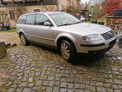 Silber Gebraucht 2001 VW Passat Kombi | 660 € (Superpreis)