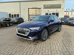 Blau Gebraucht 2022 Audi e-tron S-Line SUV | 27.900 € (Guter Preis)