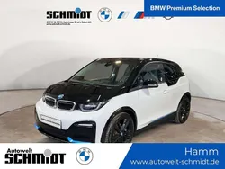Capparisweiß mit akzent bmw i Gebraucht 2022 BMW i3 Kleinwagen | 21.890 € (Fairer Preis)