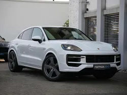 Carraraweiss met. Gebraucht 2024 Porsche Cayenne SUV | 112.500 € (Teuer)