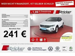 Weiß (pure white schwarz) Gebraucht 2024 VW T-Roc Style SUV | 27.939 € (Guter Preis)