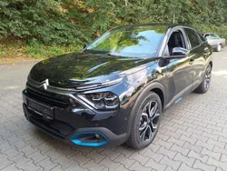 Schwarz Gebraucht 2023 Citroën e-C4 Shine Limousine | 20.470 € (Fairer Preis)