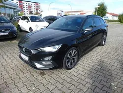 Midnight schwarz Gebraucht 2021 Seat Leon FR Limousine | 24.980 € (Teuer)
