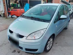 Blau Gebraucht 2006 Mitsubishi Colt Kleinwagen | 2.222 €