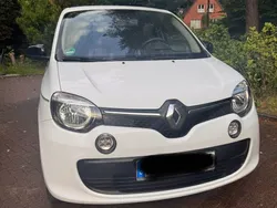 Weiß Gebraucht 2017 Renault Twingo LIMITED Kleinwagen | 5.500 € (Fairer Preis)