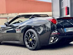 Schwarz Gebraucht 2014 Ferrari California Cabrio | 125.000 €