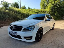 Weiß Gebraucht 2012 Mercedes C350 AMG line Limousine | 14.500 € (Fairer Preis)