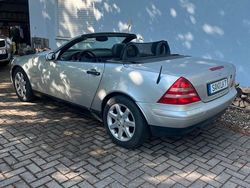 Silber Gebraucht 2000 Mercedes SLK230 Cabrio | 1.600 € (Teuer)