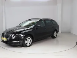 Schwarz Gebraucht 2018 Skoda Octavia Kombi | 14.490 € (Guter Preis)