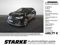 Schwarz (grenadillschwarz metallic) Gebraucht 2024 VW ID.4 Pro SUV | 44.880 € (Superpreis)