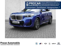 Blau Gebraucht 2024 BMW iX1 Luxury Line SUV | 43.980 € (Guter Preis)