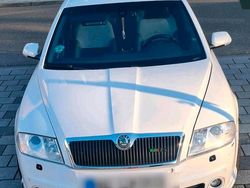 Weiß Gebraucht 2009 Skoda Octavia vRS Kombi | 5.400 € (Fairer Preis)