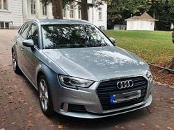 Silber Gebraucht 2019 Audi A3 Sport Limousine | 18.100 € (Guter Preis)