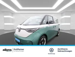 Candyweiß (white), solid Gebraucht 2024 VW ID. Buzz Pro Van | 48.400 € (Fairer Preis)
