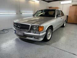 Silber Gebraucht 1985 Mercedes 380 Limousine | 12.000 €