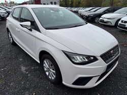 Weiß Gebraucht 2022 Seat Ibiza Style Limousine | 14.685 € (Guter Preis)