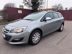 Silber Gebraucht 2015 Opel Astra Selection Kombi | 4.300 € (Guter Preis)