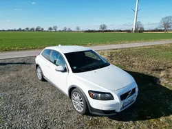 Weiß Gebraucht 2010 Volvo C30 Kleinwagen | 3.900 € (Guter Preis)