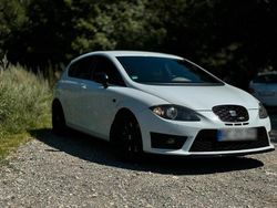 Weiß Gebraucht 2011 Cupra Leon Limousine | 8.800 € (Fairer Preis)