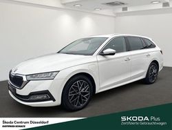 Weiss Gebraucht 2022 Skoda Octavia Comfort Kombi | 23.470 € (Fairer Preis)