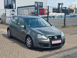 Grün Gebraucht 2004 VW Golf V Comfortline Limousine | 1.999 € (Superpreis)