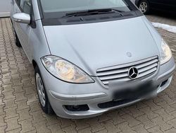 Silber Gebraucht 2005 Mercedes A200 Elegance Kleinwagen | 1.200 € (Guter Preis)