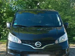 Schwarz Gebraucht 2014 Nissan Evalia Tekna Van / Kleinbus | 12.500 €
