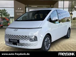 Creamy white Neu 2025 Hyundai Staria Van | 49.999 €
