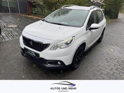 Weiß Gebraucht 2017 Peugeot 2008 Active SUV | 7.499 € (Guter Preis)