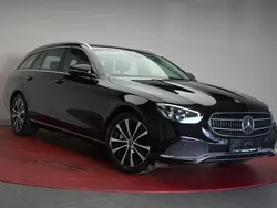 Schwarz Gebraucht 2022 Mercedes E300 Avantgarde Limousine | 27.990 € (Superpreis)