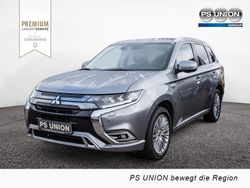 Grau Gebraucht 2020 Mitsubishi Outlander P-HEV Plus SUV | 24.990 € (Fairer Preis)