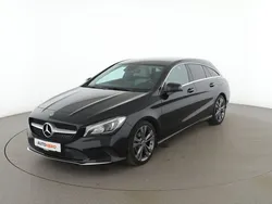 Schwarz Gebraucht 2018 Mercedes CLA180 Shooting Brake Urban Kombi | 19.270 € (Fairer Preis)