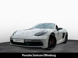 Weiß Gebraucht 2024 Porsche 718 Boxster Cabrio | 103.870 € (Fairer Preis)