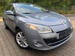 Blau Gebraucht 2010 Renault Mégane III Luxe Limousine | 5.250 € (Fairer Preis)