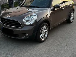 Schwarz Gebraucht 2010 Mini One Countryman SUV | 4.999 € (Fairer Preis)
