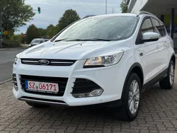 Weiß Gebraucht 2015 Ford Kuga Titanium SUV | 11.900 € (Fairer Preis)