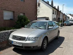Grau Gebraucht 2003 Audi A4 Limousine | 2.200 € (Fairer Preis)