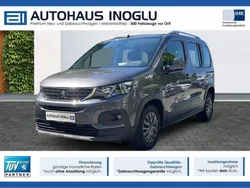 Grau Gebraucht 2021 Peugeot Rifter Allure Van / Kleinbus | 18.460 € (Guter Preis)