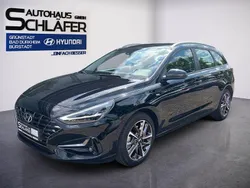 Abyss black / mic Gebraucht 2024 Hyundai i30 Trend Kombi | 22.980 € (Fairer Preis)