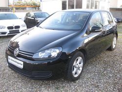 Schwarz Gebraucht 2010 VW Golf VI Trendline Kleinwagen | 3.800 € (Etwas zu teuer)