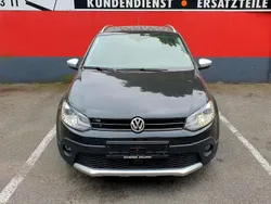 Schwarz Gebraucht 2016 VW Polo Cross Highline Kleinwagen | 15.900 € (Teuer)